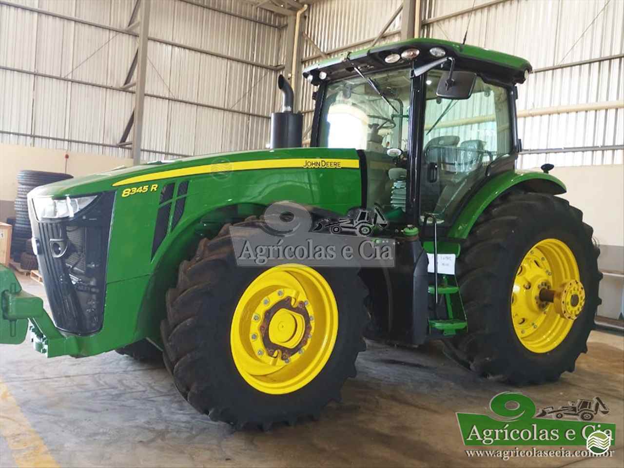 TRATOR JOHN DEERE JOHN DEERE 8345R Tração 4x4 Agricolas e Cia RIO DAS PEDRAS SÃO PAULO SP
